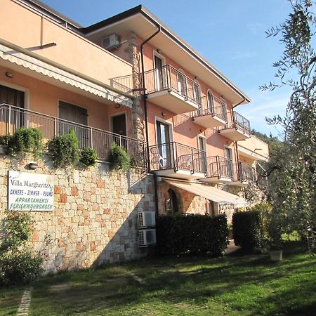 Residence Villa Margherita Brenzone sul Garda Exterior foto