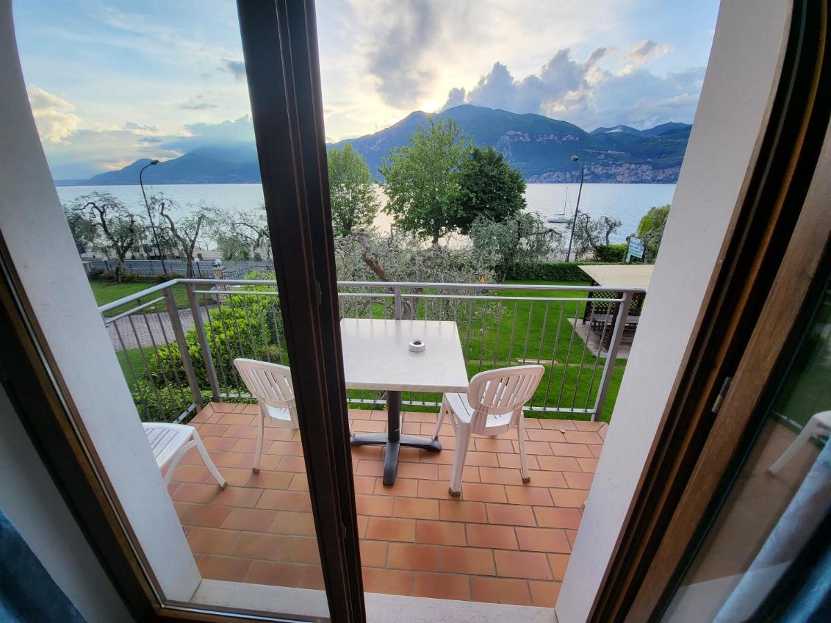 Residence Villa Margherita Brenzone sul Garda Exterior foto
