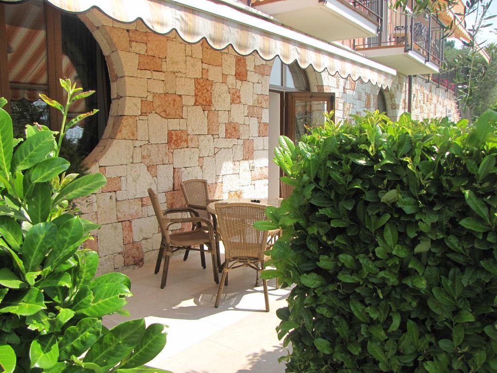 Residence Villa Margherita Brenzone sul Garda Exterior foto