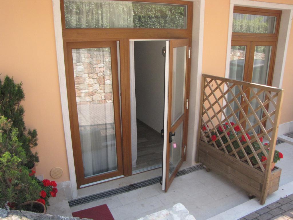 Residence Villa Margherita Brenzone sul Garda Exterior foto